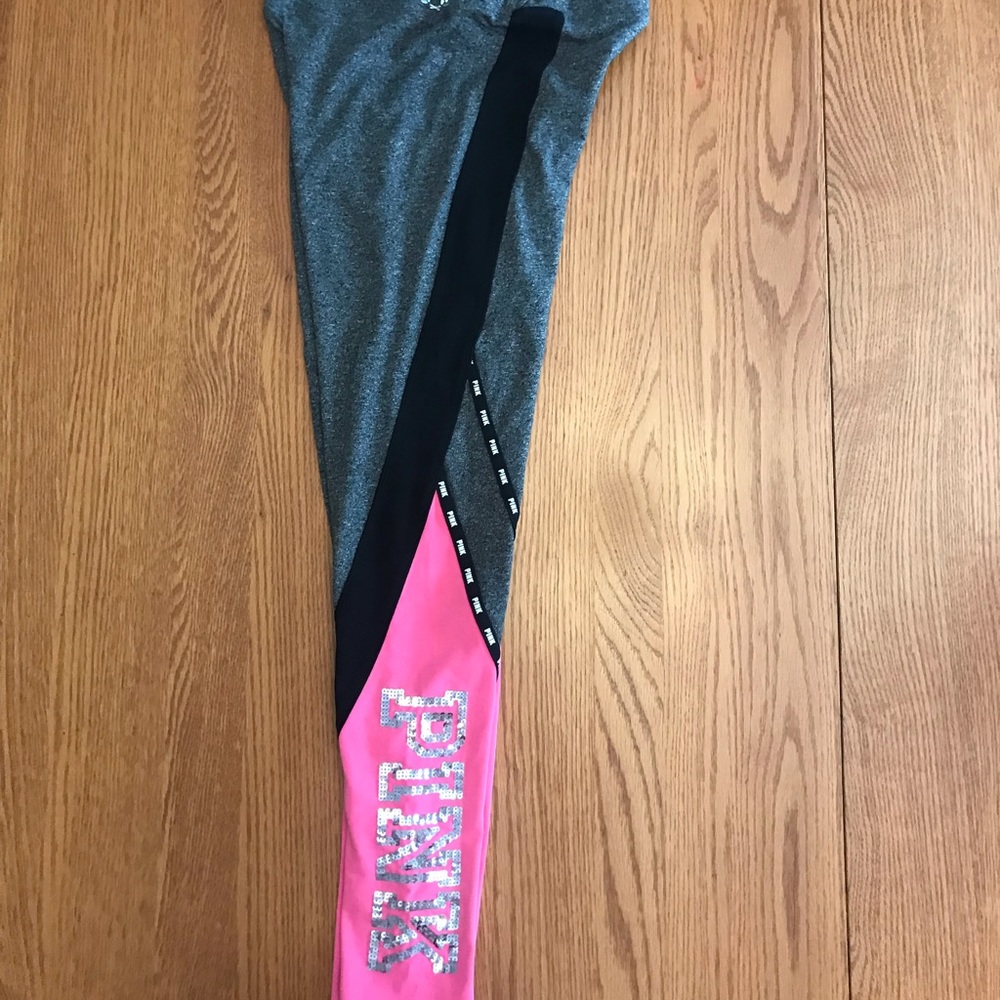 VS Pink leggings
